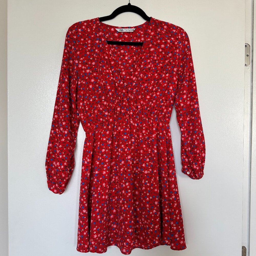 Zara Women's Red Ditzy Floral Long Sleeve Skater V-neck Mini Dress